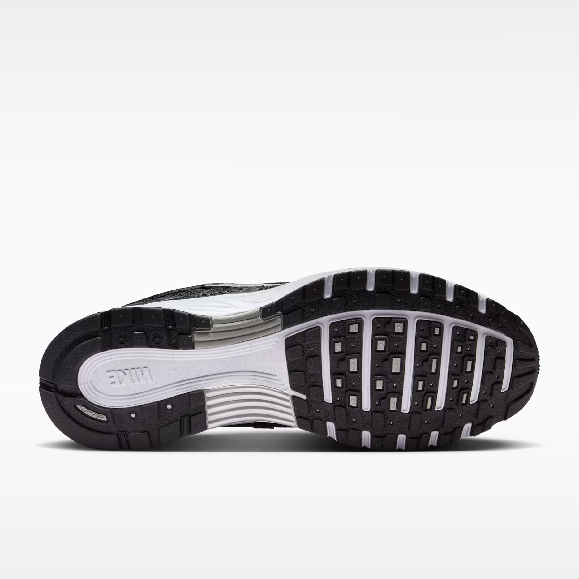 Nike P-6000