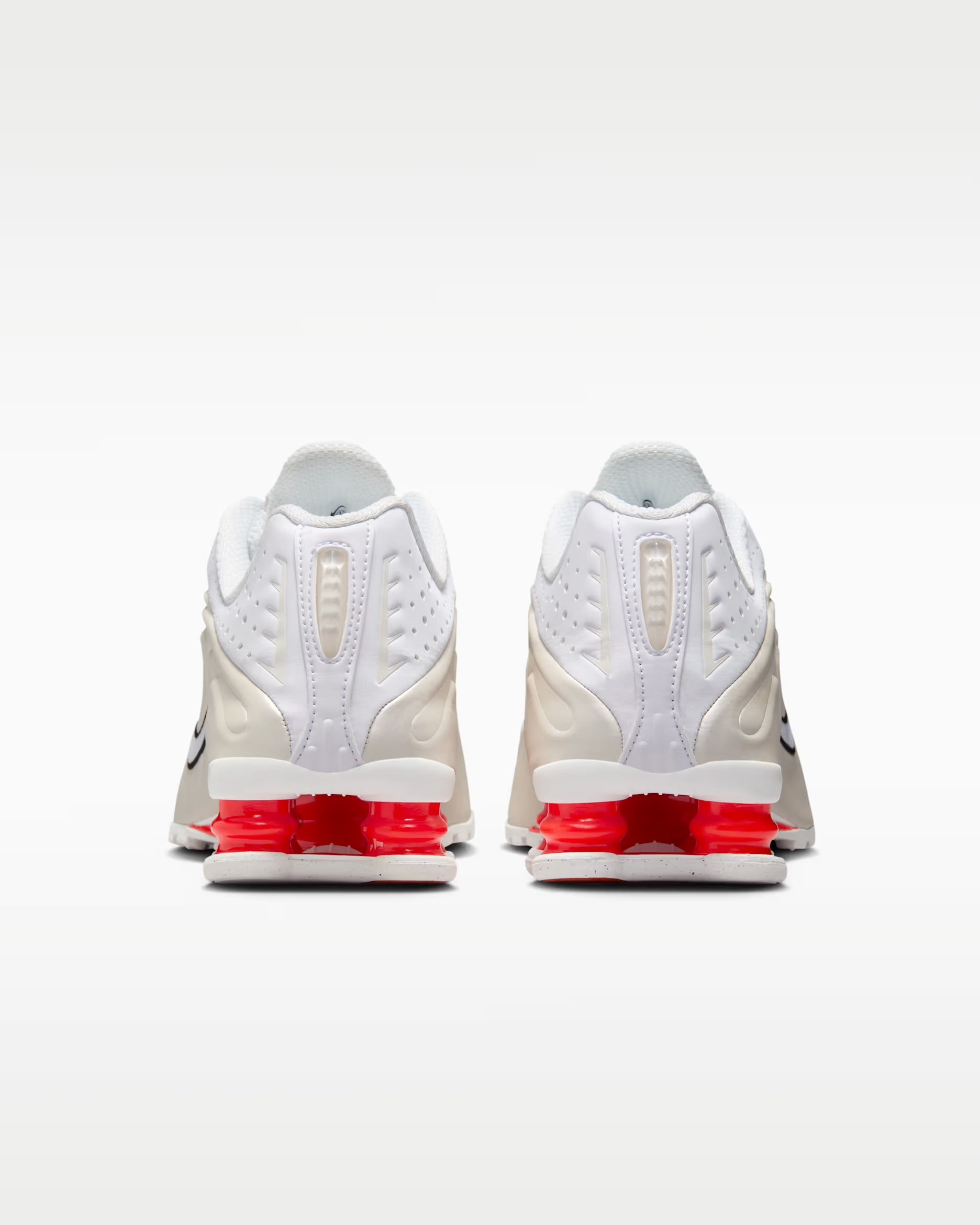 Nike Shox R4