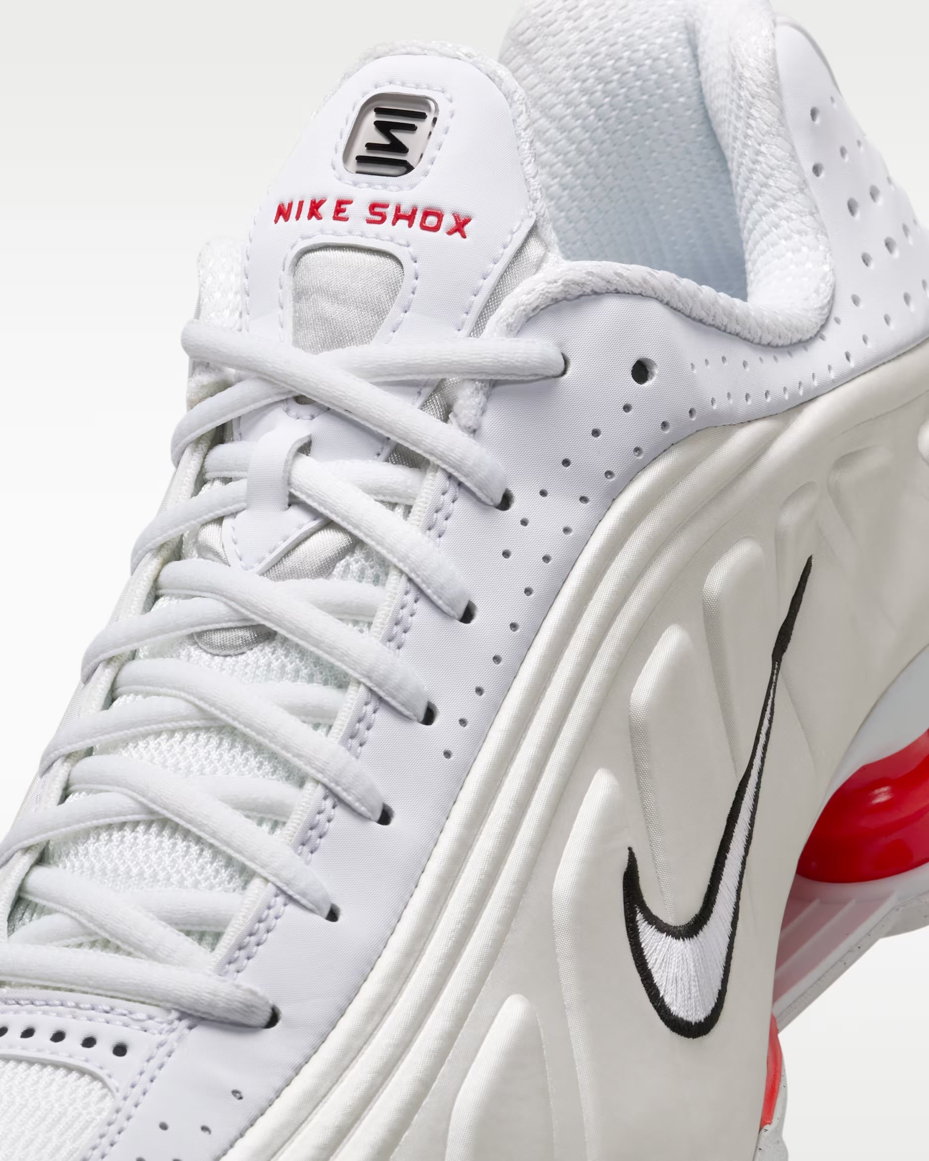 Nike Shox R4