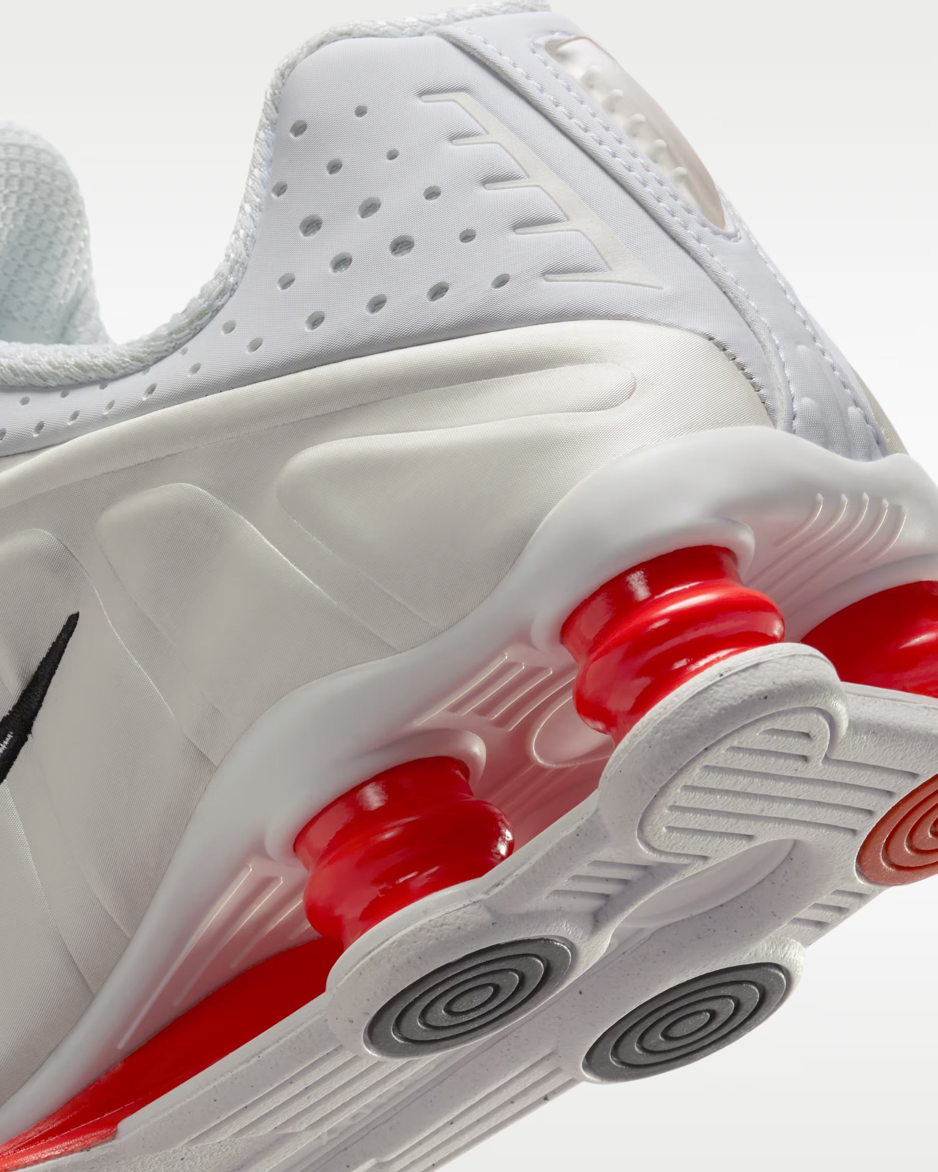 Nike Shox R4