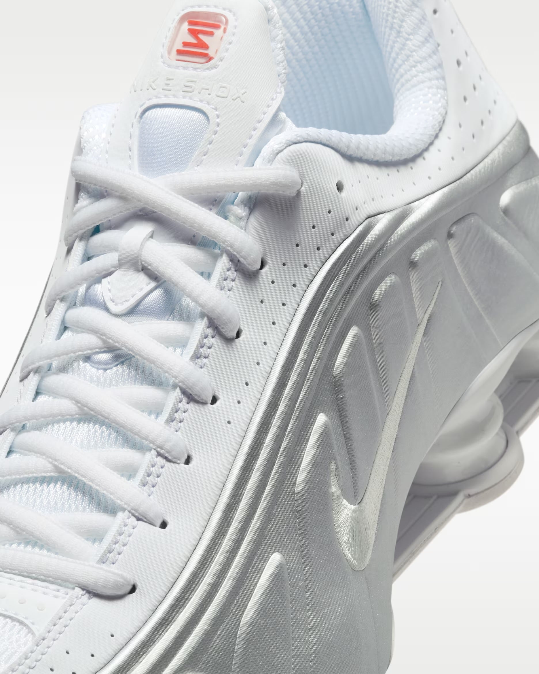 Nike Shox R4 - White/Grey