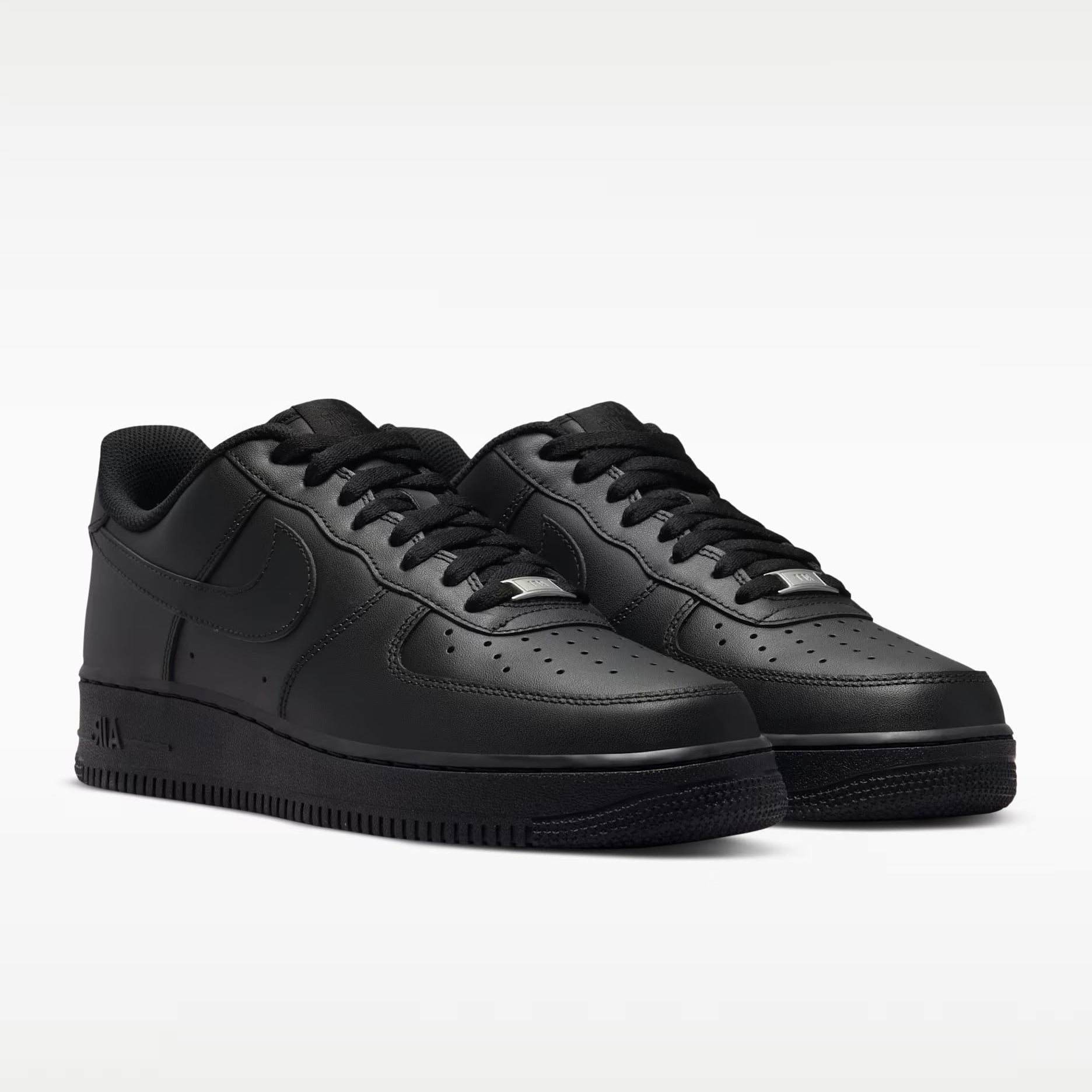 Nike Air Force 1 - Triple Black
