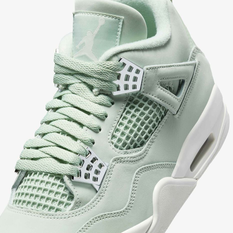 Air Jordan 4 Retro "Abundance"