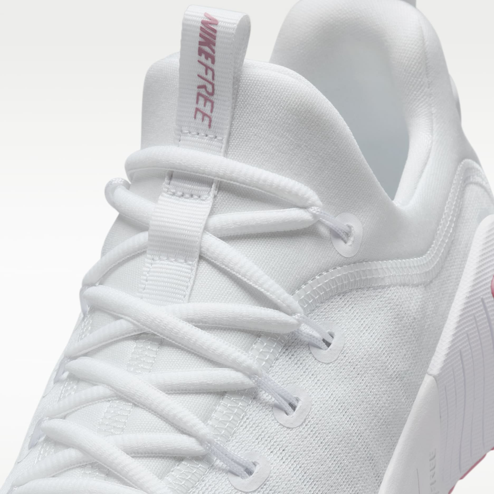 Nike Metcon 6 - white/pink