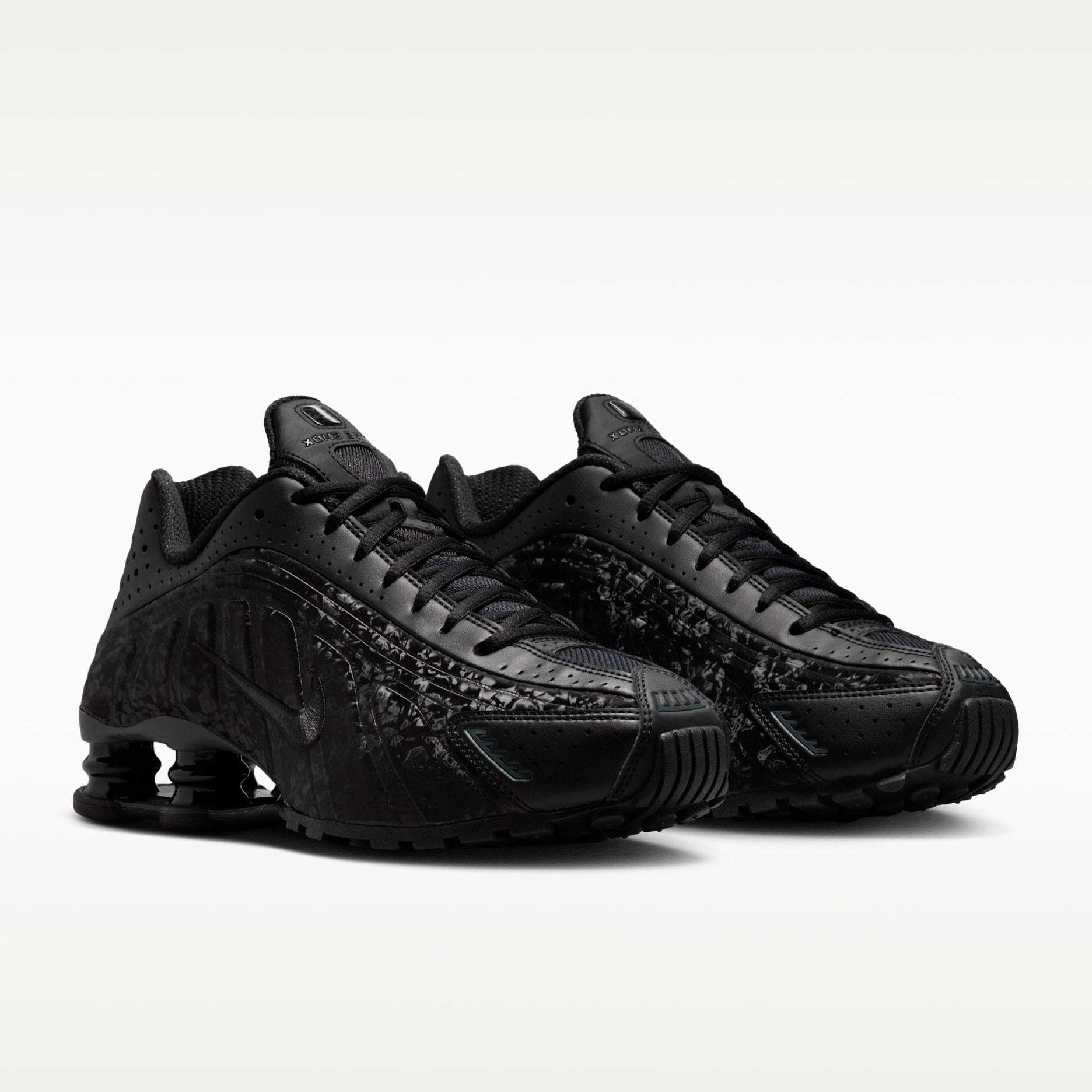 Nike Shox R4 - Black/Smokey Grey