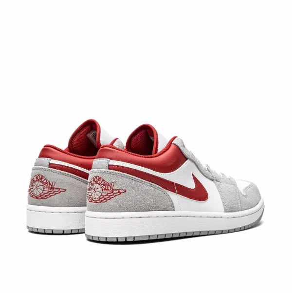 Nike Air Jordan 1 - Wolf Grey/Red