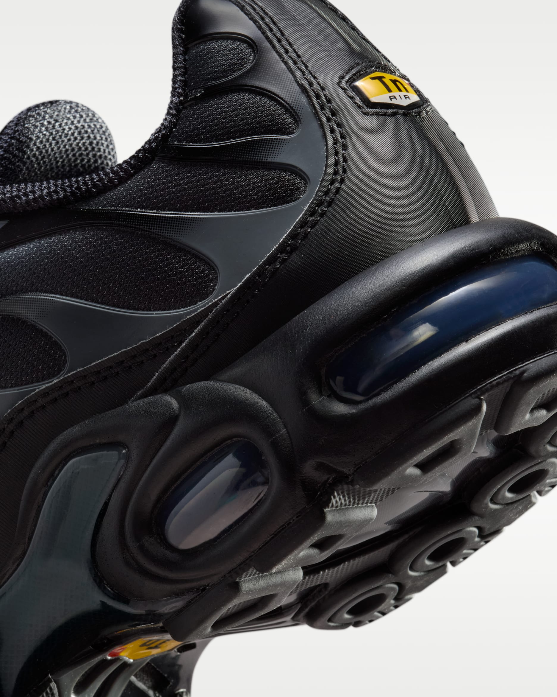 Nike Air Max TN Triple Black